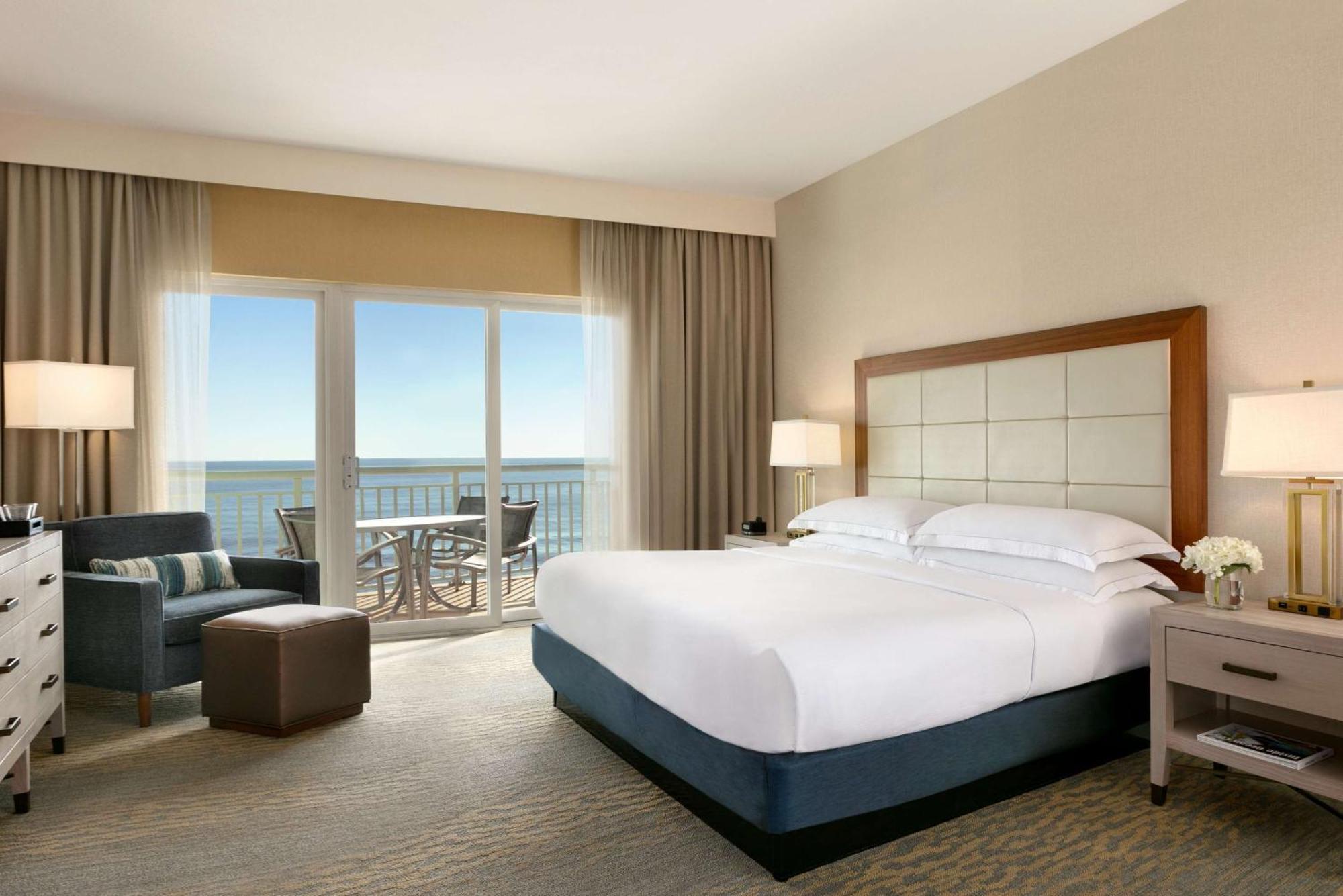 Resort Hilton Ocean Oceanfront 4*