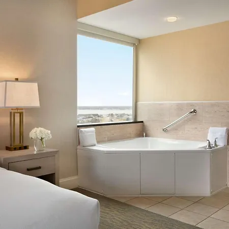 Hilton Suites Ocean City Oceanfront Exterior photo
